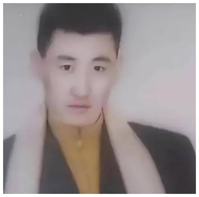 1998年长春黑老大惨死，100多辆豪车送葬，沿街抛洒人民币