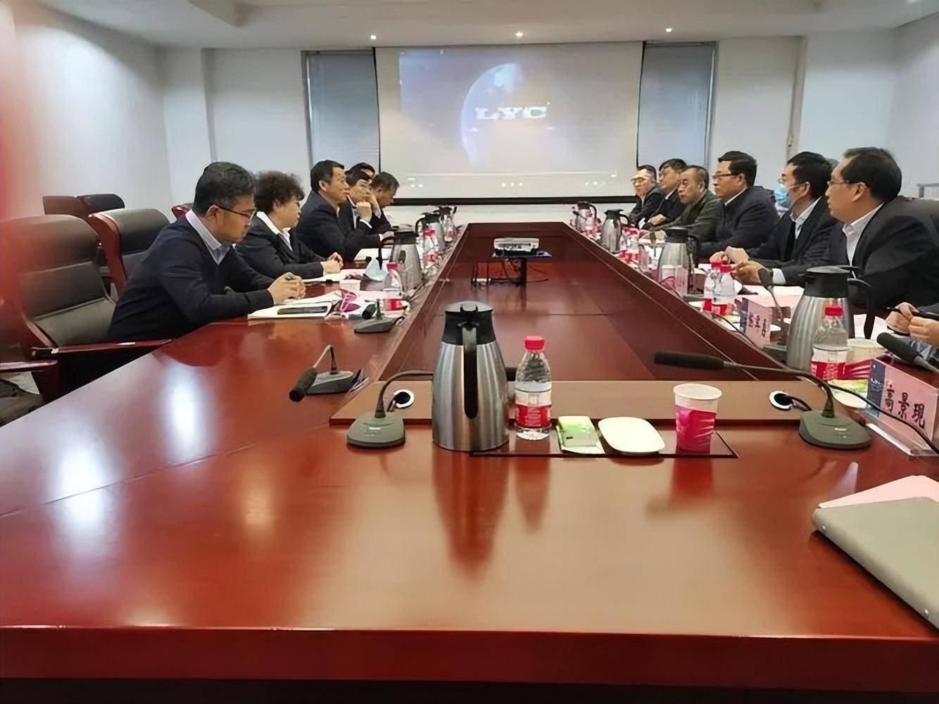 证券公司工作怎么样(在证券公司上班工资高吗)